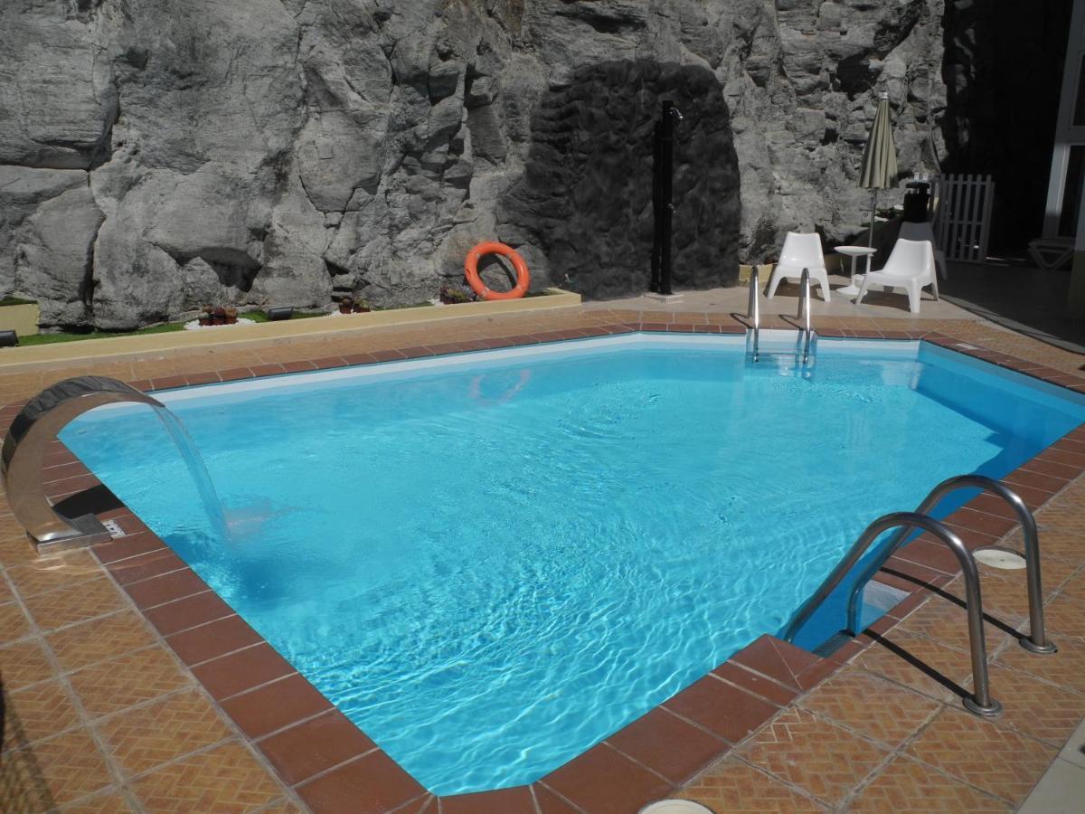 Apartamentos Los Mocanes เปอร์โตริโก ภายนอก รูปภาพ